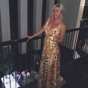 Meet your Posher, Chanel